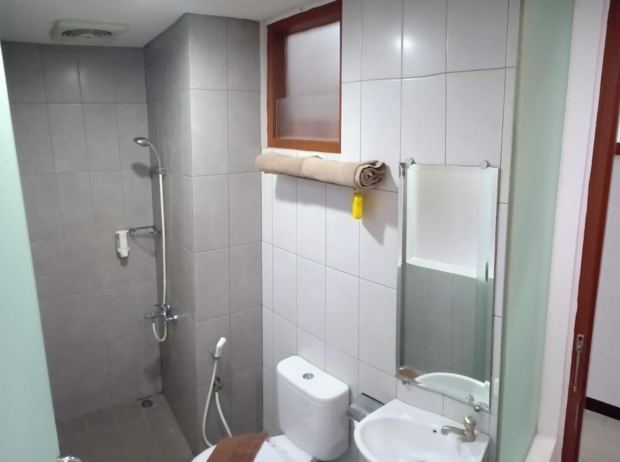 Peta Hostel Бандунг Экстерьер фото