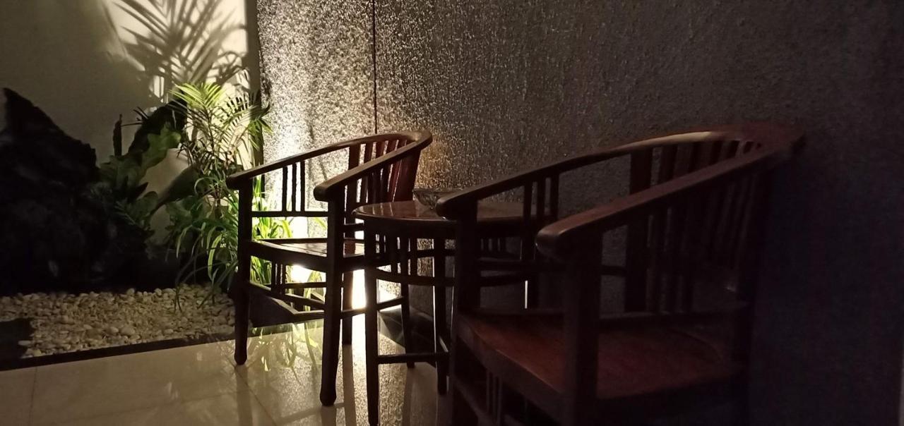 Peta Hostel Бандунг Экстерьер фото