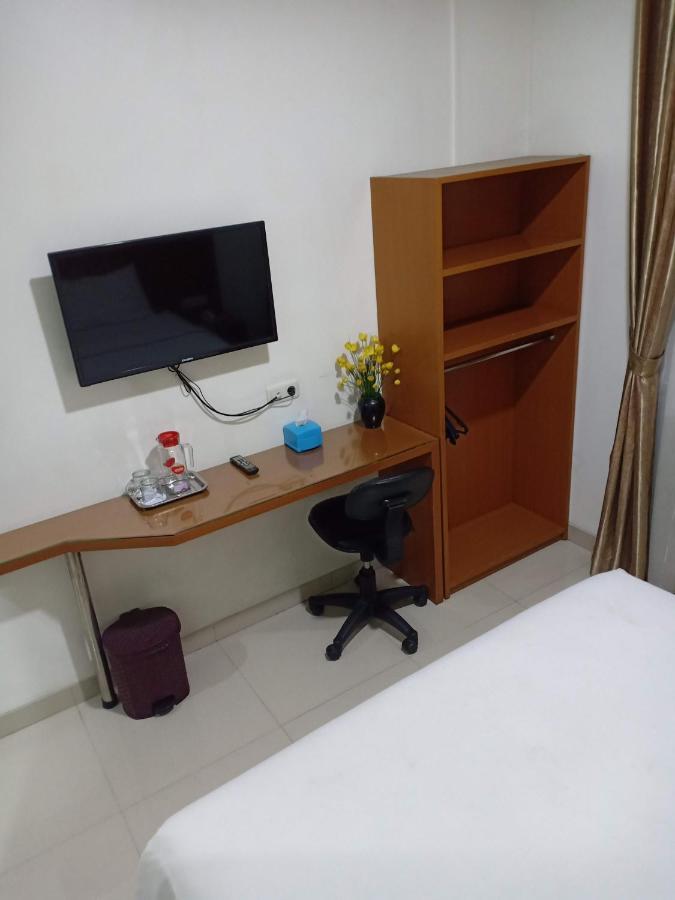 Peta Hostel Бандунг Экстерьер фото